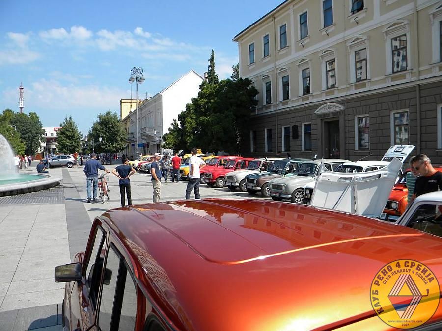 7. Renault susret Slavonski Brod by Renault 4 in 2013.