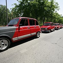 Okupljanje u Novom Sadu, 17.05.2009. by Renault 4 in 2009.