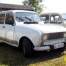 Okupljanje u Omoljici, septembar 2009. godine by Renault 4 in 2009.