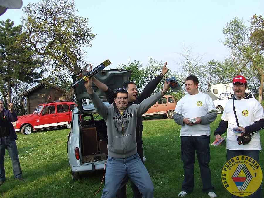 Okupljanje 16.4.2011.Beograd/Zemun