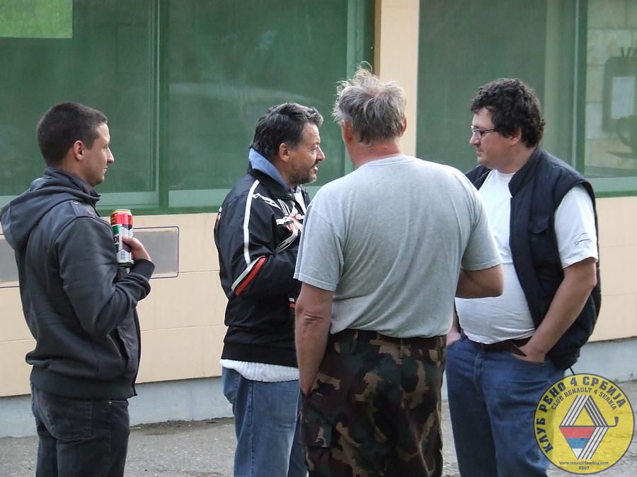 Okupljanje 16.4.2011.Beograd/Zemun