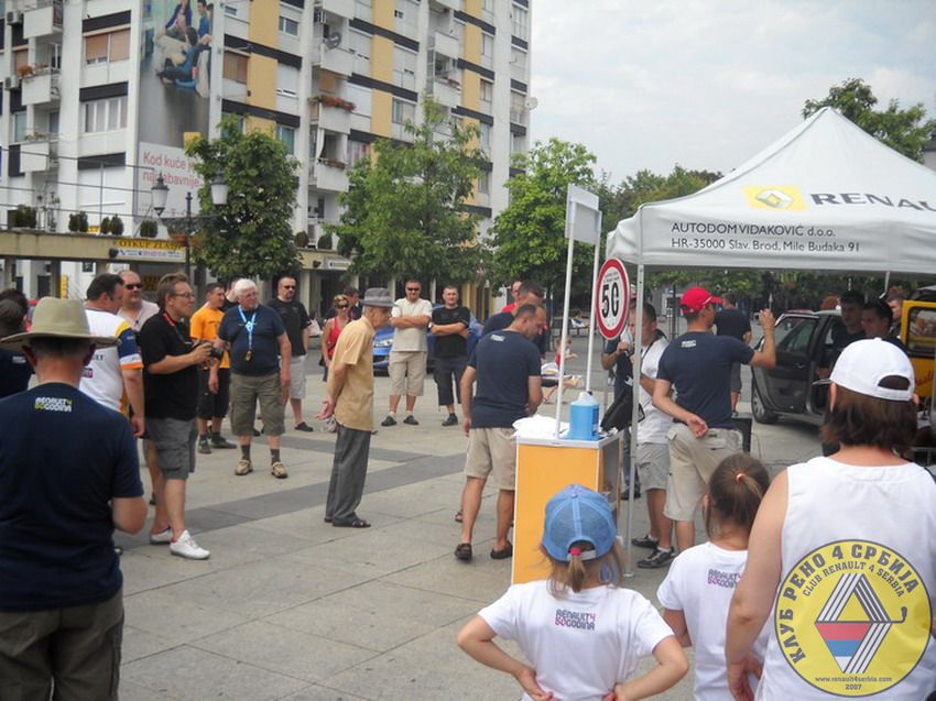 Okupljanje Hrvatska , Slavonski Brod 27.08.2011.